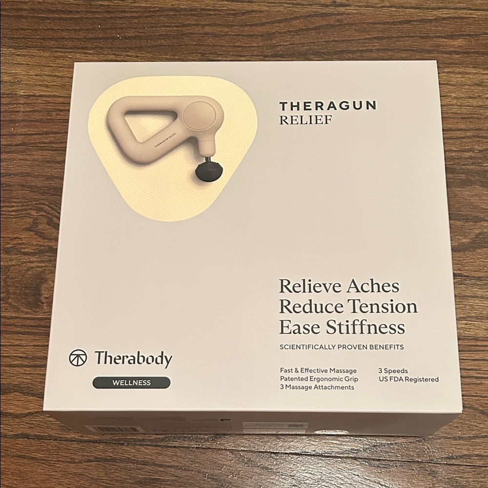 Therabody Theragun Relief in Sand